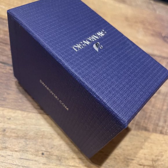 Swarovski Taddeo Leather Palladium Crystal Skull Bracelet - NWT - Picture 6 of 7